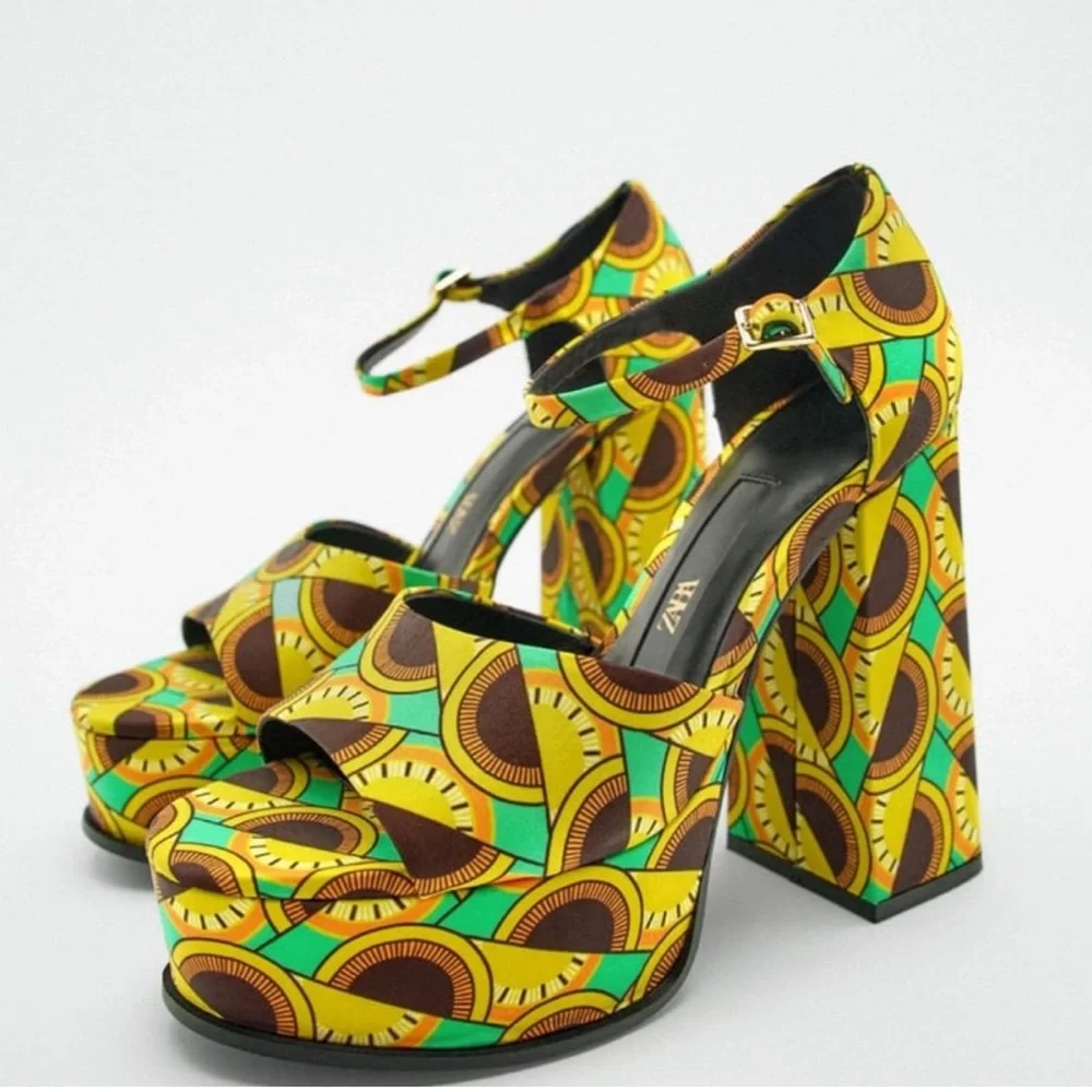 NEW! Zara African Print Platform Heels Size 41 - Picture 4 of 9